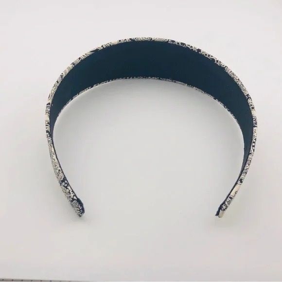 Silk Headband, New, Handmade - Blck and White Pattern - Picture 5 of 8